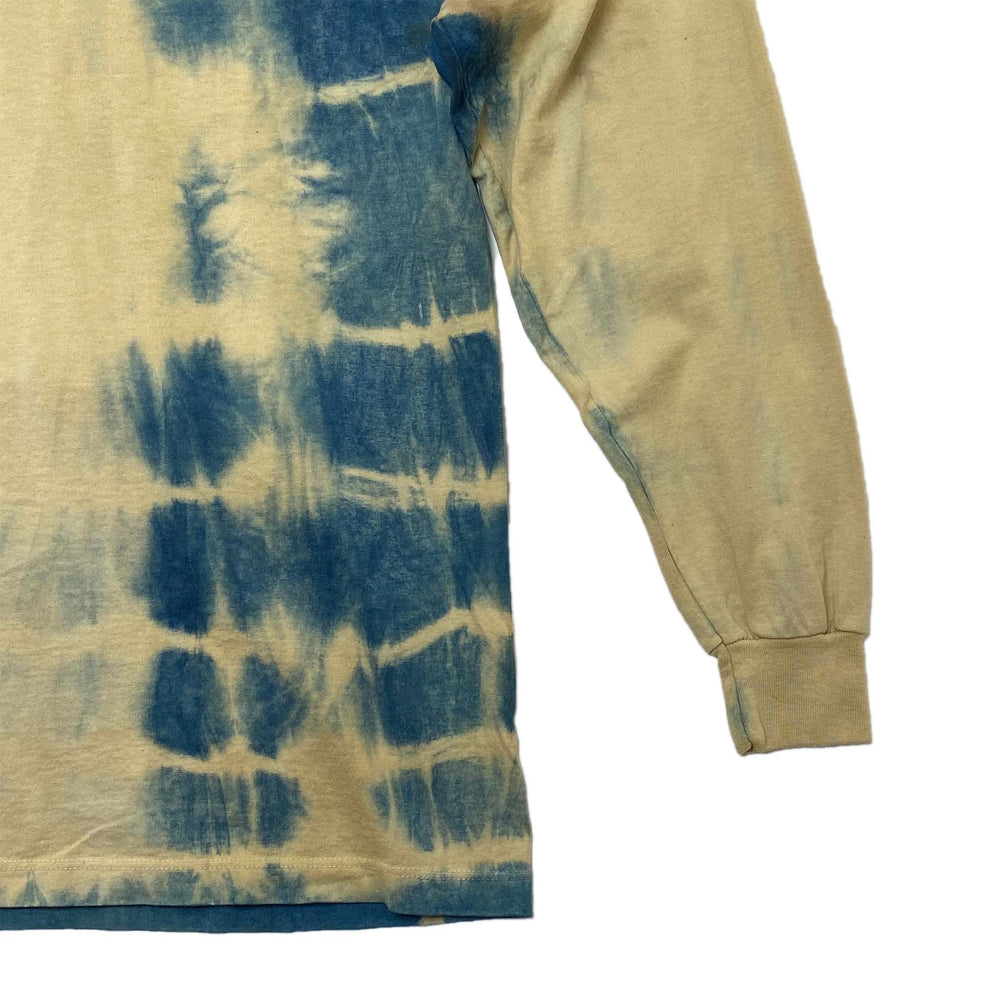 
                  
                    Indigo/Pomegranate Shibori [L]
                  
                