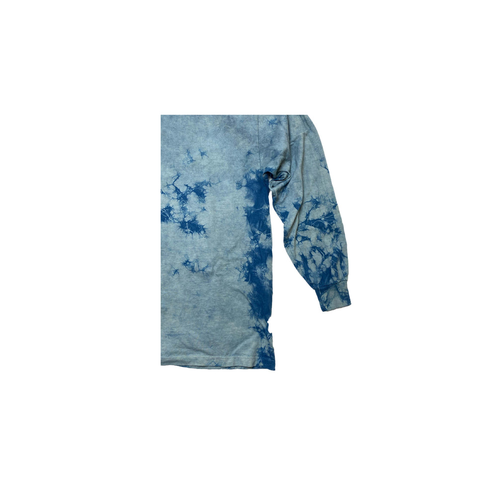 
                  
                    Indigo 2-Tone Fractal [L]
                  
                